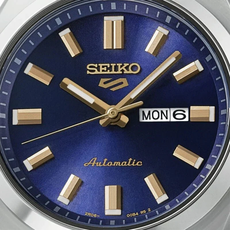 Seiko 5 Sports Ladies 32mm SRE021K - Image 3