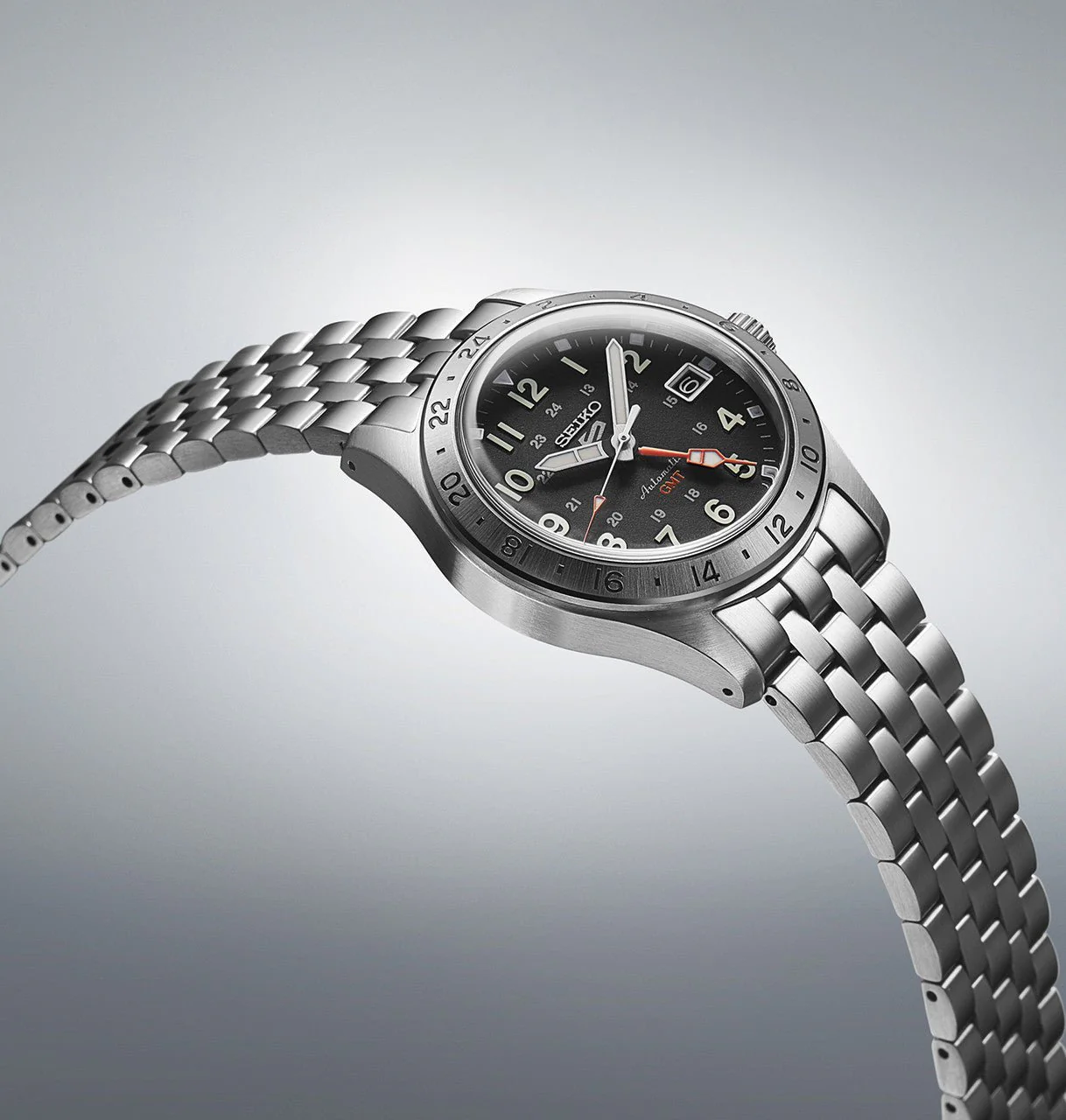 Seiko 5 Sports GMT 39.4mm SSK023K - Image 3