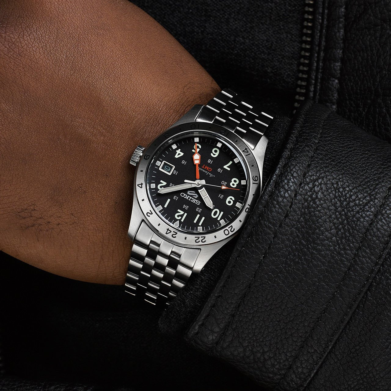 Seiko 5 Sports GMT 39.4mm SSK023K - Image 4