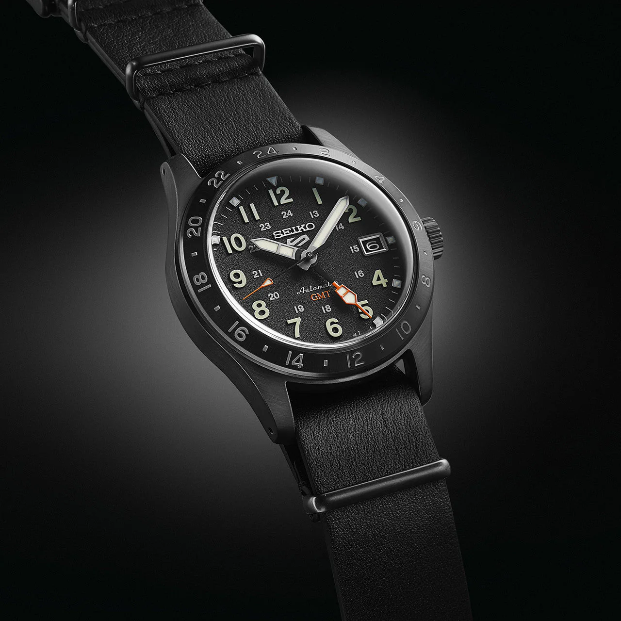 Seiko 5 Sports GMT 39.4mm SSK025K - Image 3