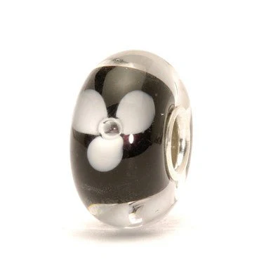Trollbeads White Flower Bead 61302 - Image 3